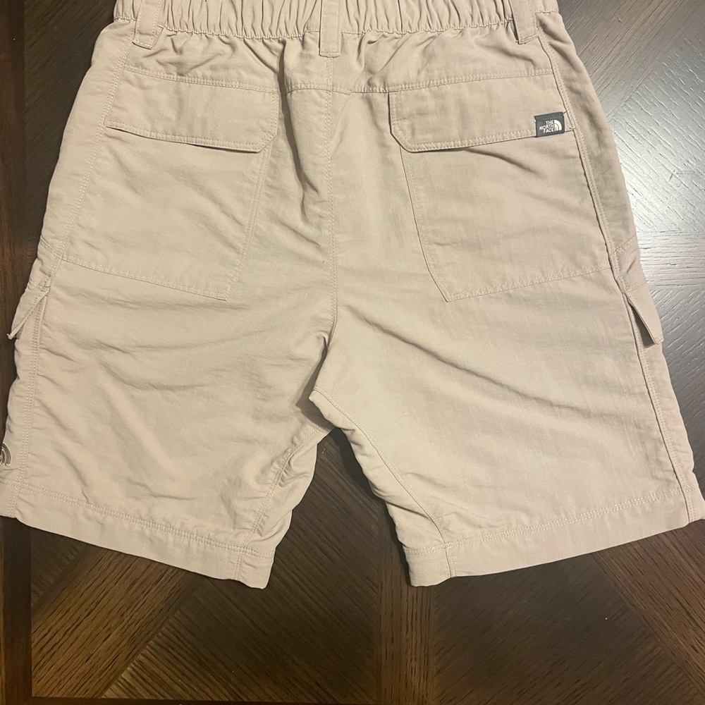 North face mens shorts size small